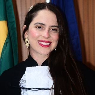 Dra. Victoria Sanches