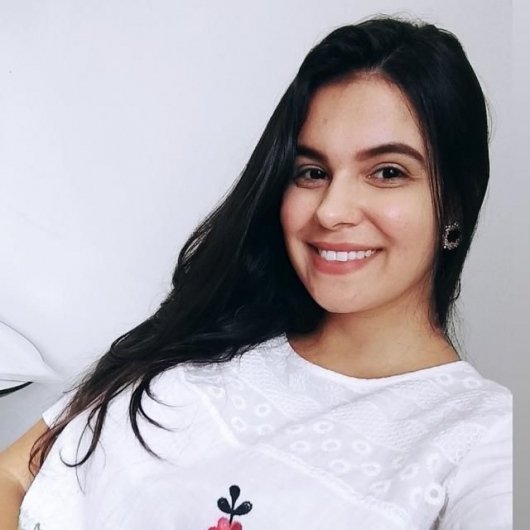 Maíra Cunha Silvério