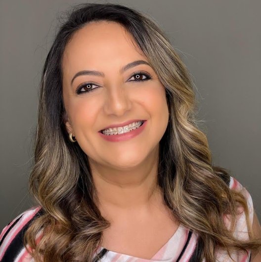 Leslei Camargo