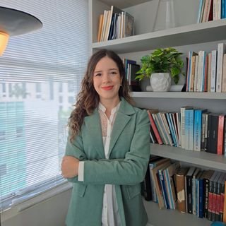 Dra. Nathaly de Oliveira Bosoni