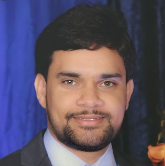 Dr. Marcos Pereira César