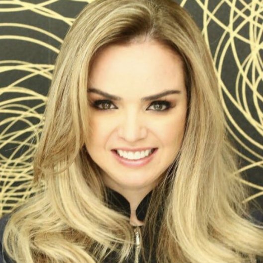 Dra. Mariana Soares e Silva Ferreira