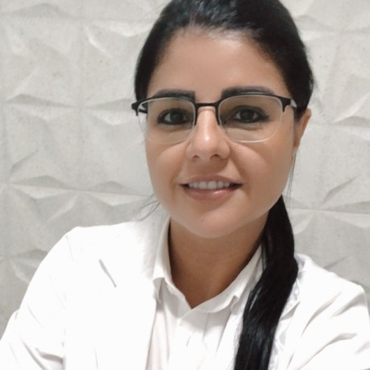 Dra. Geovana Cornélio de Deus