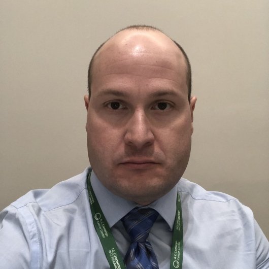 Dr. Igor Correia de Farias