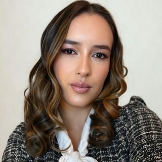 Dra. Georgia Carvalho