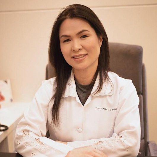 Dra. Erika Mamy Takemura Sasaki de Bortolo