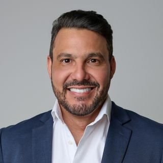 Dr. Elder Costa Candido