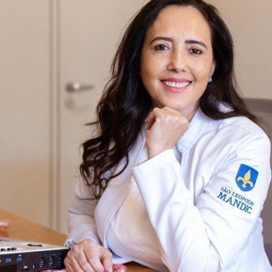 Dra. Délia Carvalho
