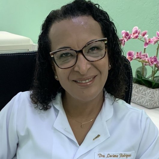Dra. Luciane Baptista da Silva Rodrigues