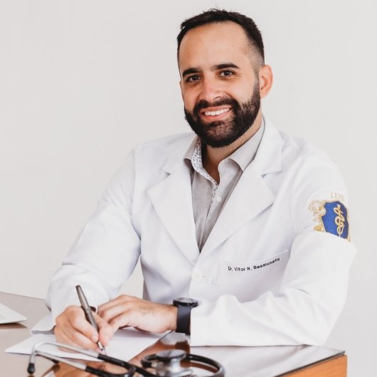 Dr. Vitor Ragozzini Bassicheto