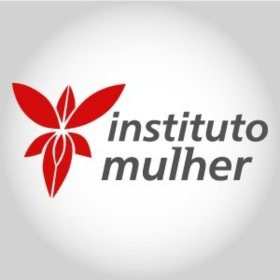 Dra. Fernanda Cunha Rennó