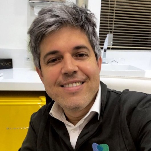 Dr. Rodrigo Viana