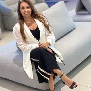 Dra. Aline Conti