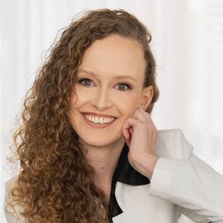 Dra. Bruna Elisa Koch