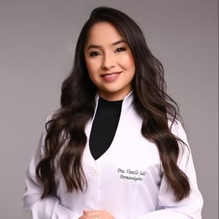 Dra. Lucianne Vanelle Sales Freitas