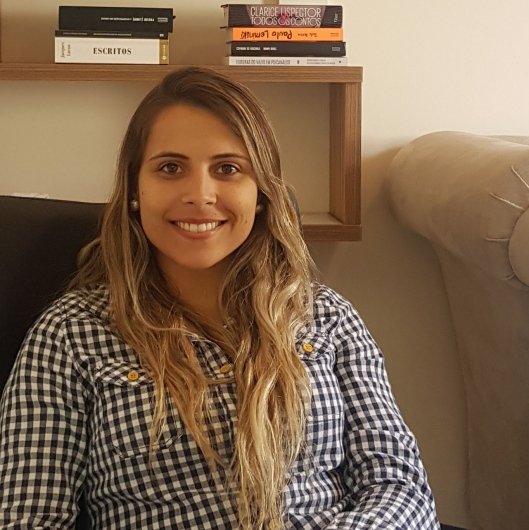 Camila Cristina Mota