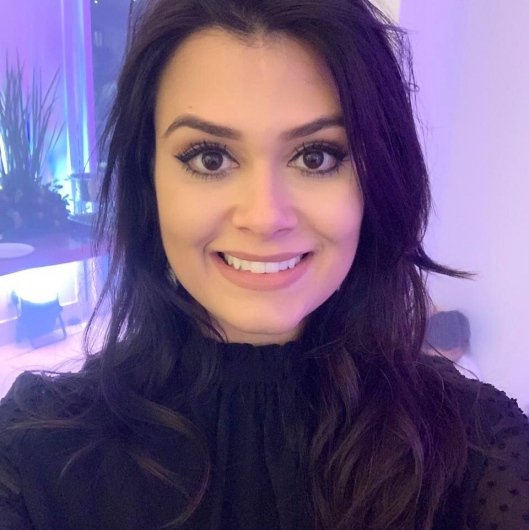 Dra. Lorena Carramaschi