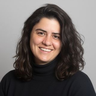 Dra. Daniele Sari