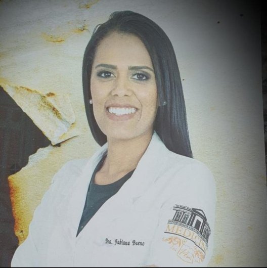 Dra. Fabiana Bueno