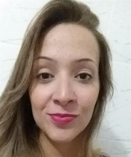 Alessandra Soares de Oliveira