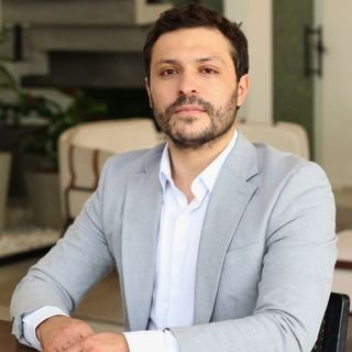 Dr. Fábio Lopes