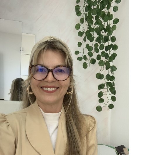Dra. Yágara Schneider