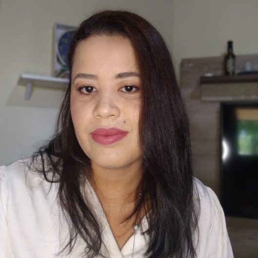 Karina L. Santos