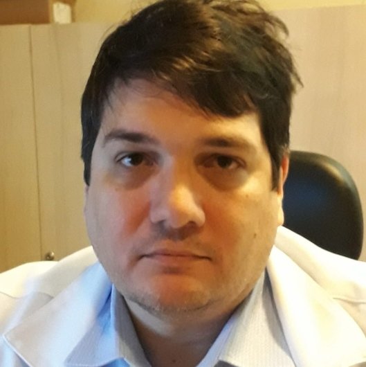Dr. Adriano de Almeida Chaves