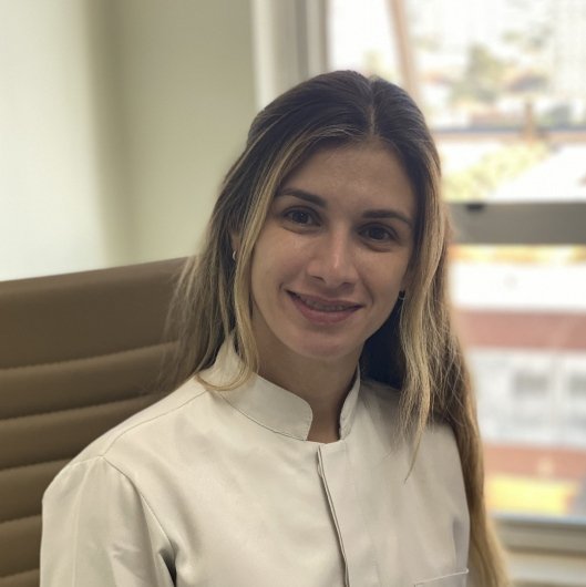 Dra. Fabiana Fumagalli Ribeiro