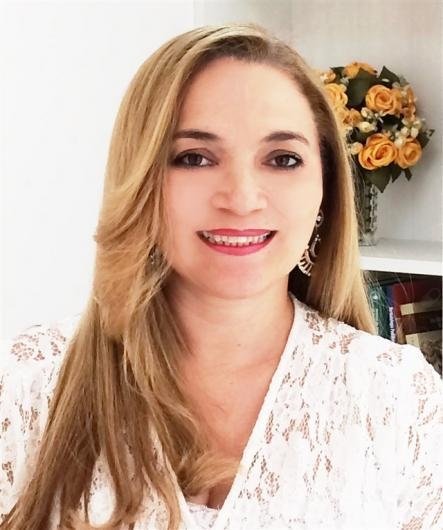 Dra. Luzineide Anaya