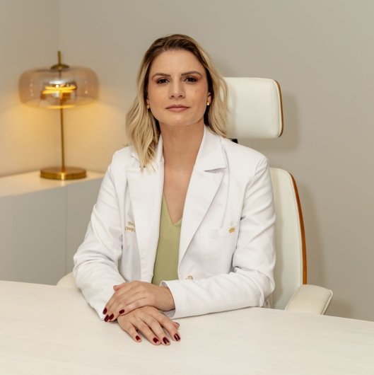 Dra. Débora Cristina Haack Bassani