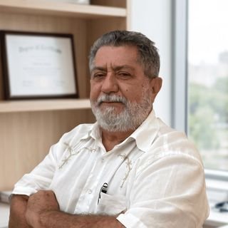 Dr. Francisco Aguiar