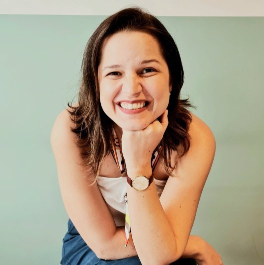 Dra. Monique Lima Silva