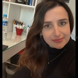 Mariane Meneghel de Oliveira