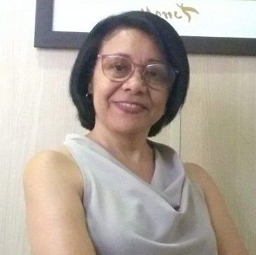 Vânia Maximiano dos Santos