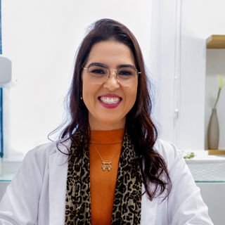 Dra. Erika Borges