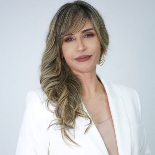 Dra. Ellen Carvalho