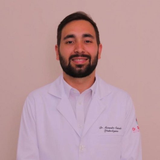 Dr. Alexandre Caiado