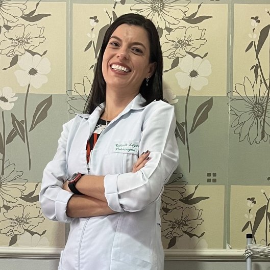Dra. Rafaela Lopes