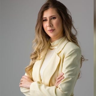 Dra. Julia Bozzano