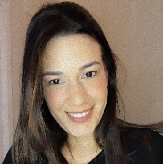 Dra. Andréa Alves
