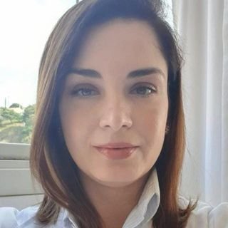 Dra. Denise Kurschus de Oliveira Dantas