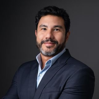 Dr. Daniel Cesar de Araujo Santos