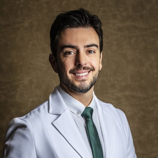 Dr. Bruno Saraiva Rocha