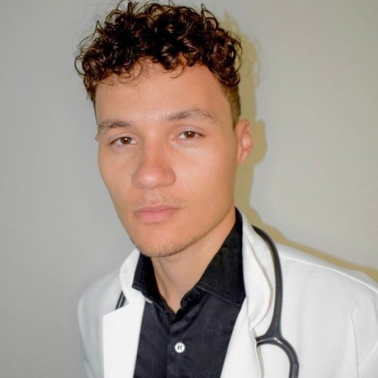 Dr. Rafael Albuquerque
