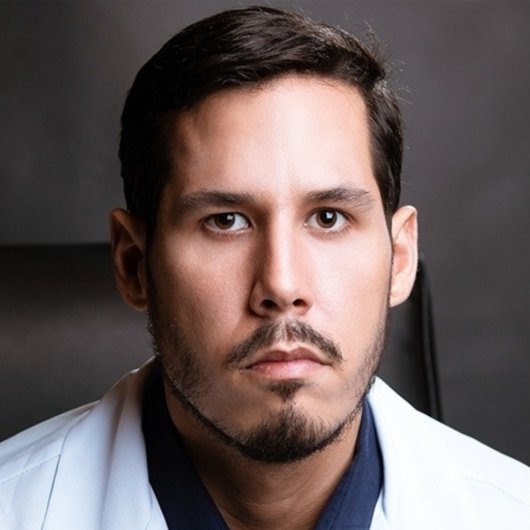 Dr. João Lobato