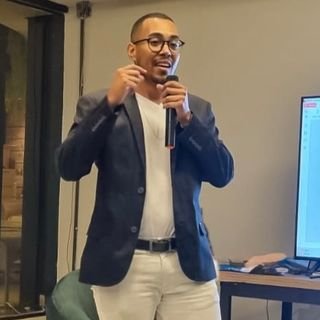 Prof. Jackson Monteiro