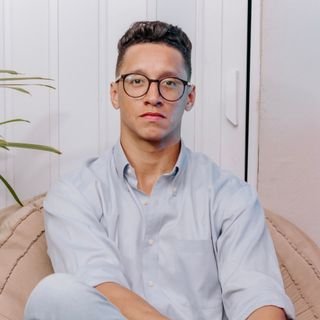 Dr. Mateus Costa Souza