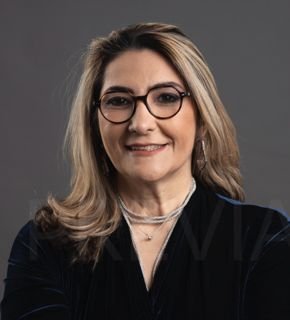 Dra. Mônica Carmona Ventura Rafael