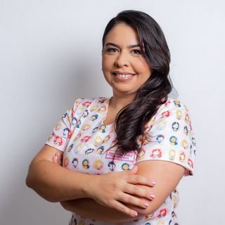 Dra. Adna Dilleã